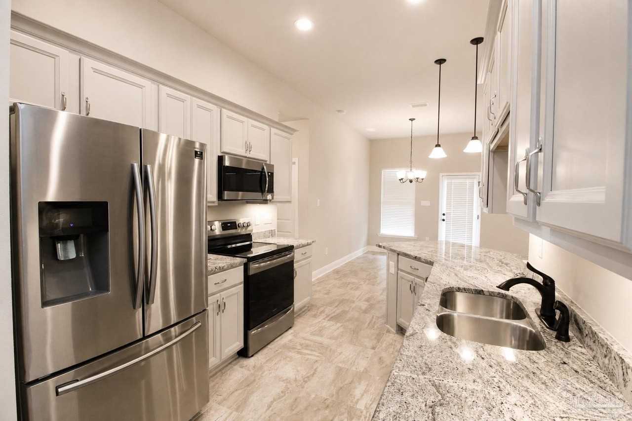 8480 Beech Tree Rd - Photo 5 of 16