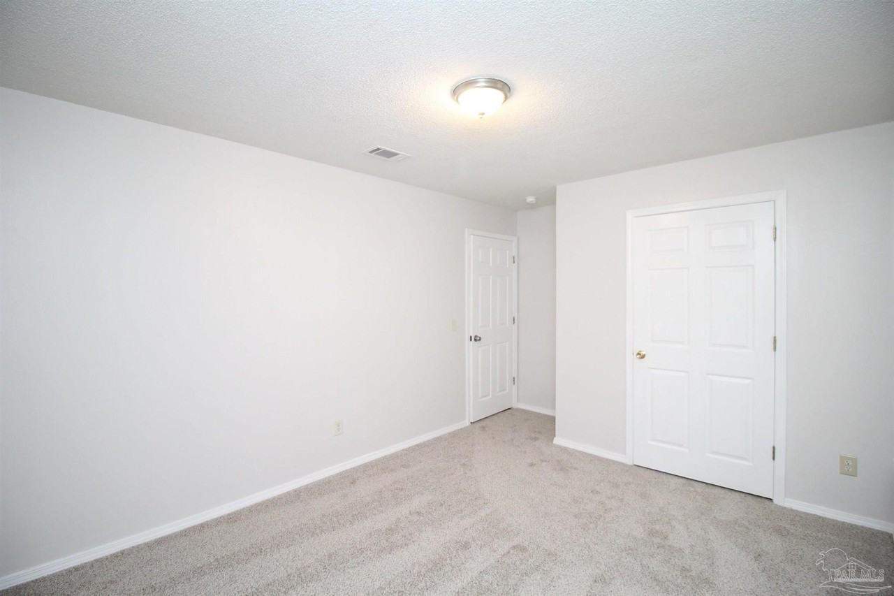 5579 Okaloosa St - Photo 7 of 12
