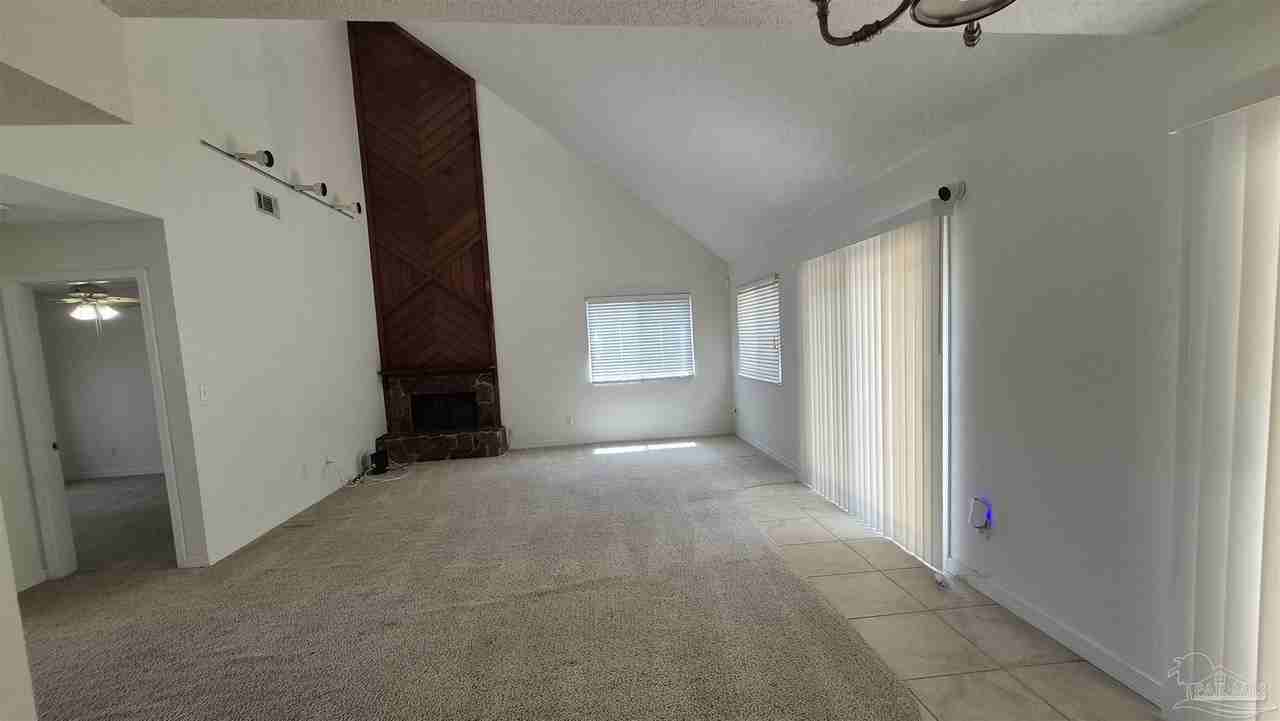 7884 Bay Meadows Dr - Photo 2 of 10