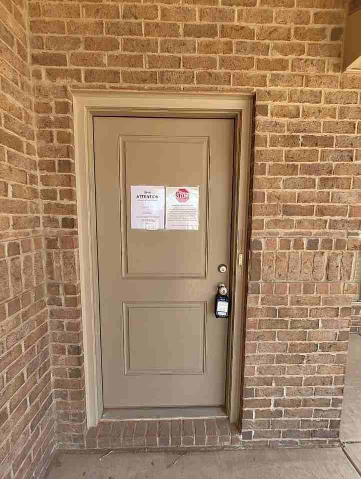 2703 Ranch Ave - Photo 2 of 28