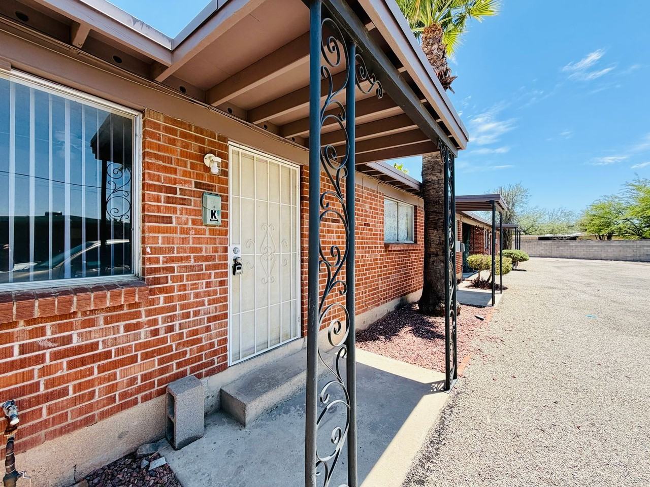 Studio, 1 Bedroom and 2 Bedroom Homes in Central Tucson! - Photo 5 of 27