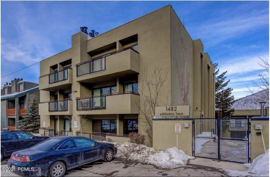 1482 Empire Ave #M3 - Photo 2 of 21
