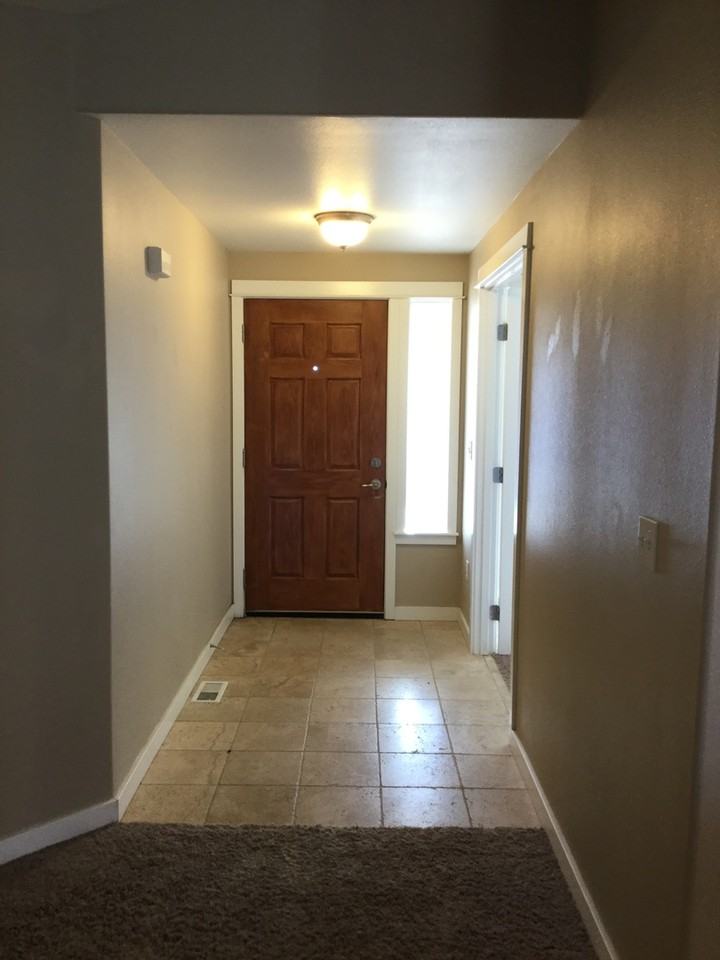 4067 Somerset Dr Ne - Photo 3 of 9