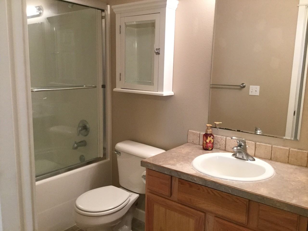 4067 Somerset Dr Ne - Photo 6 of 9