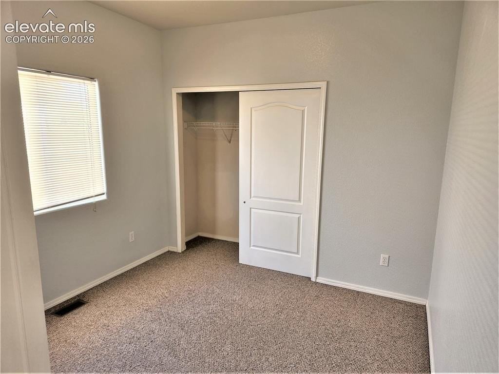 796 Ridgebury Pl - Photo 7 of 12