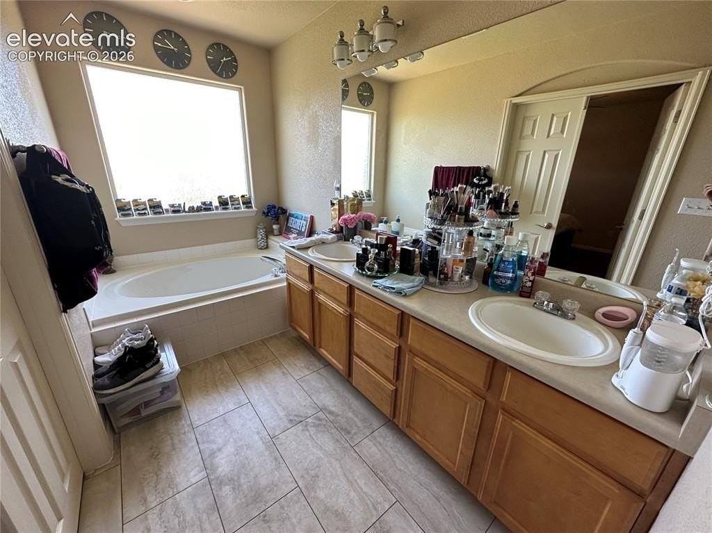 4926 Spokane Way - Photo 6 of 17