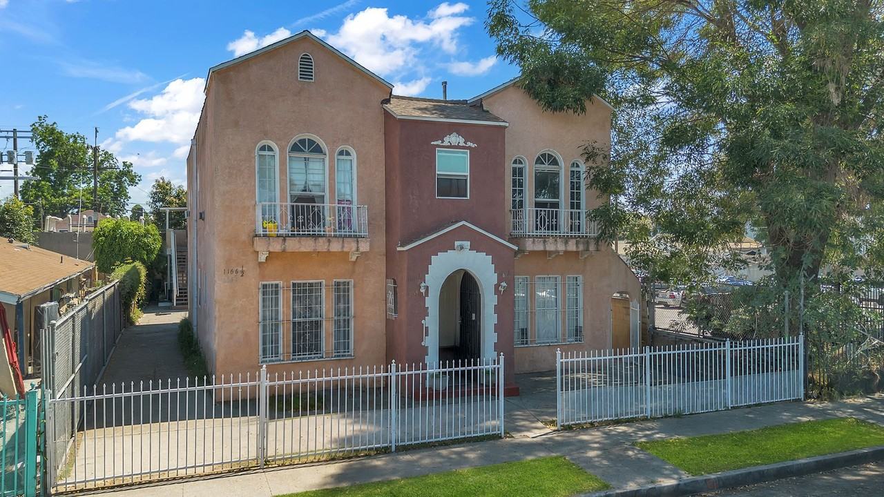 1166 E 43rd Pl - Photo 2 of 17