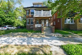 1923 W Bethune - James Landy - Photo 1 of 1