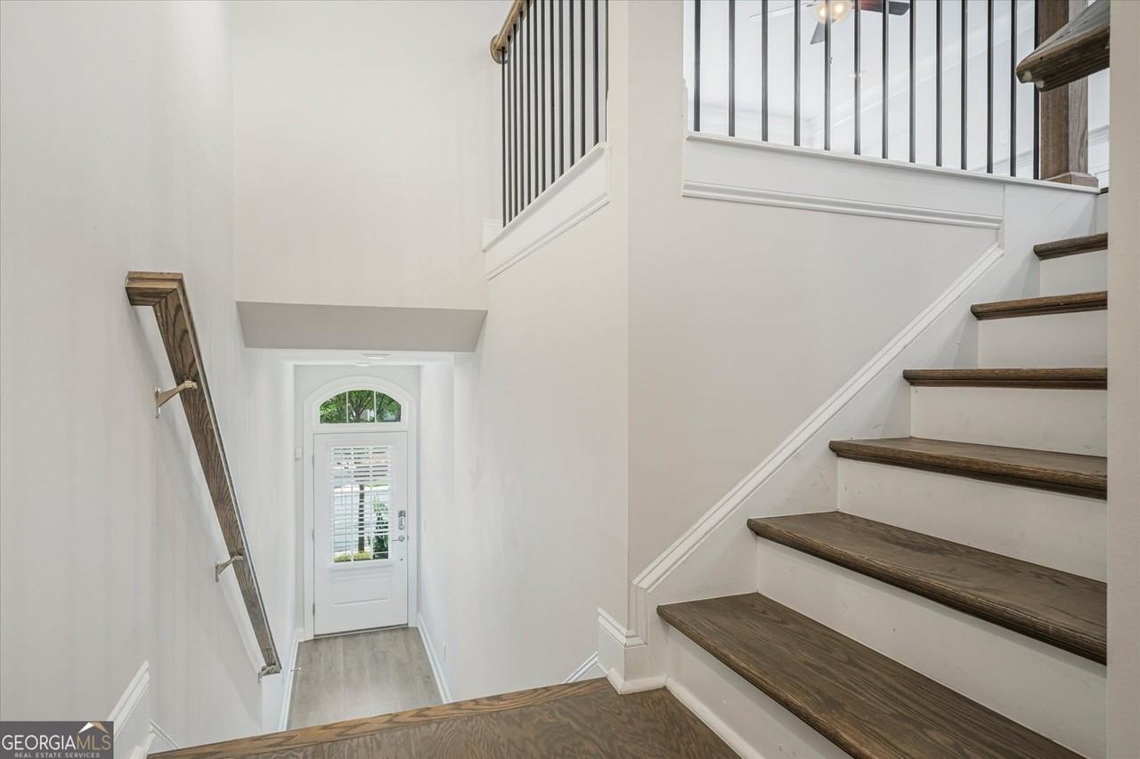 1317 Rosen Rd - Photo 2 of 45