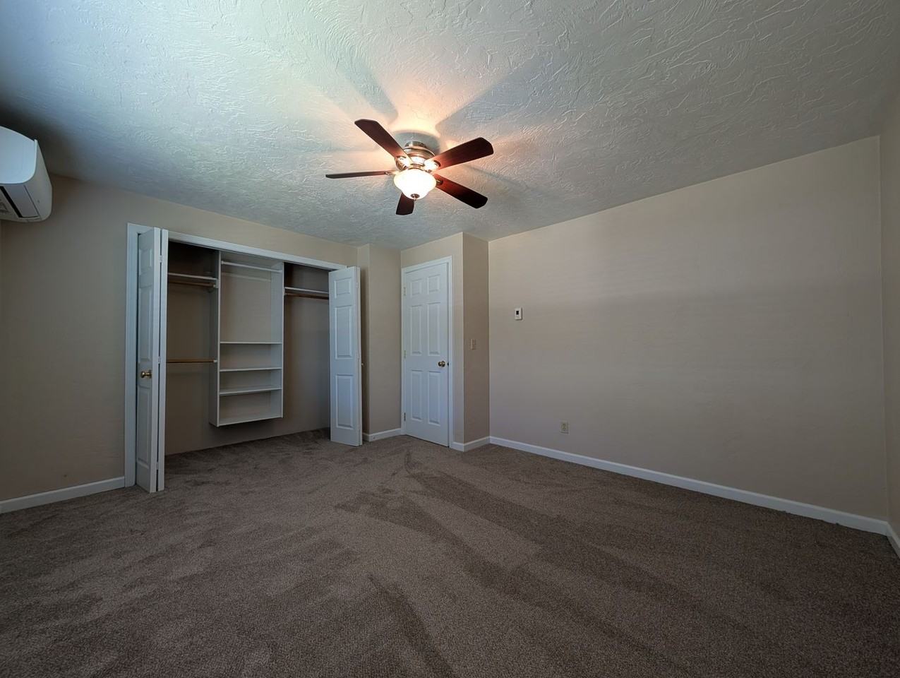 1528 Fetters Loop - Photo 6 of 16