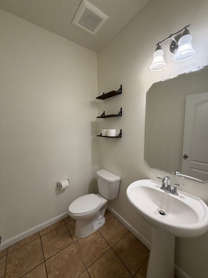 154 Prado Verde Ct Ne - Photo 7 of 45