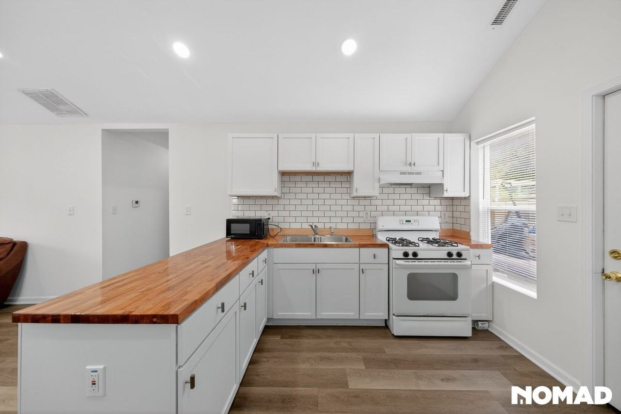 4546 Marquette Rd - Photo 6 of 19