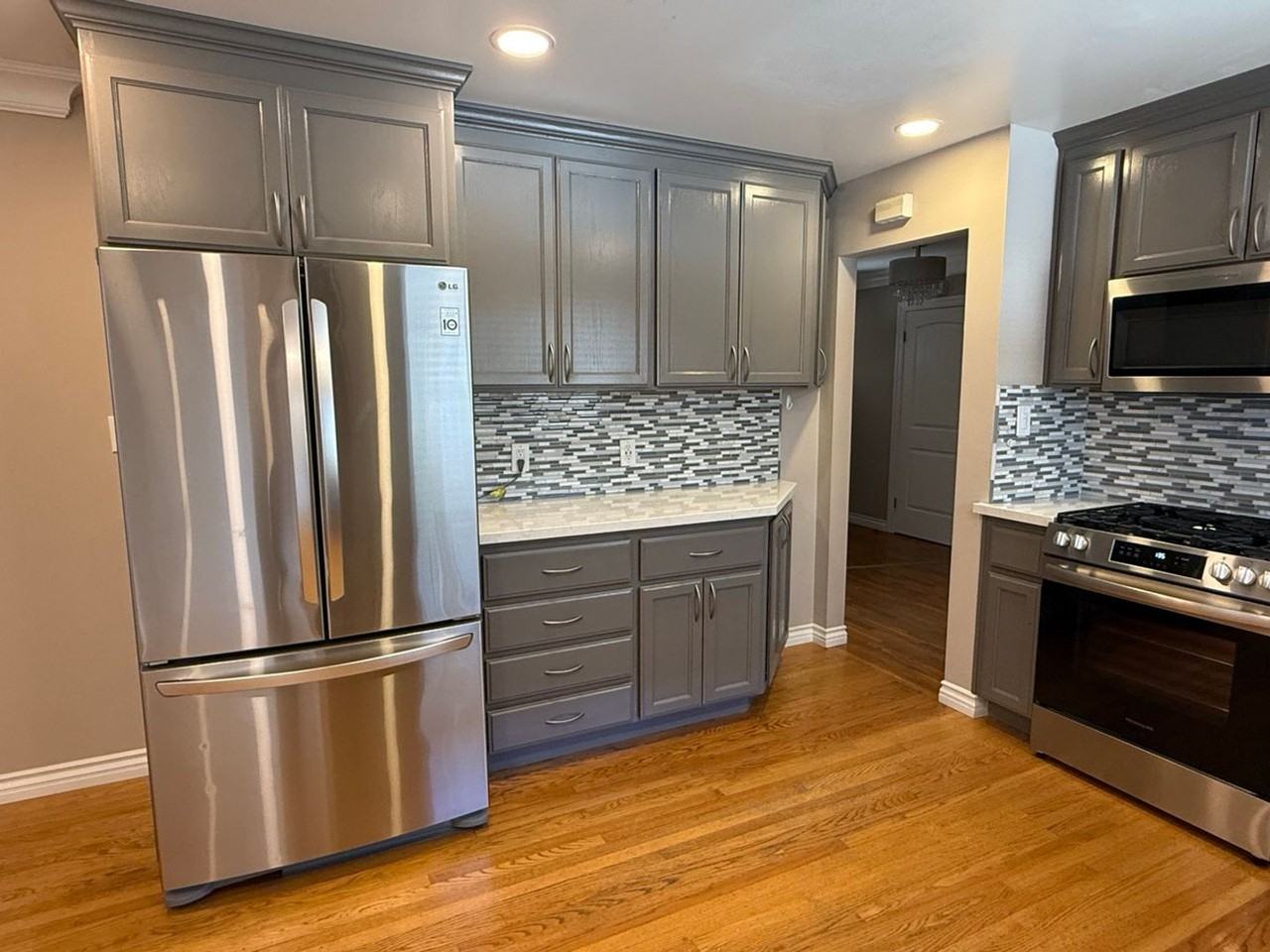 1694 Lyle Dr - Photo 4 of 18