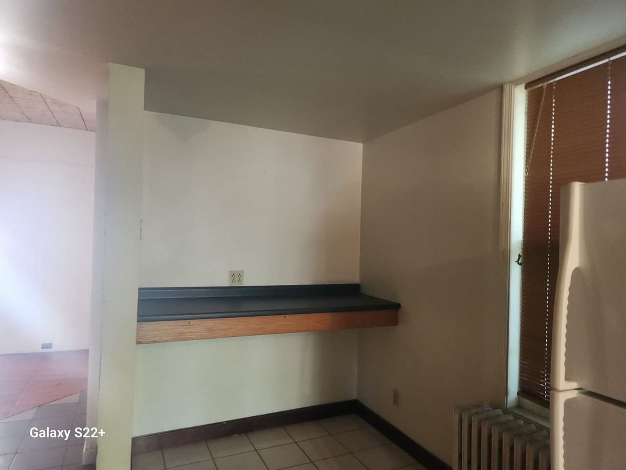 2526 Broad Ave - Photo 5 of 33