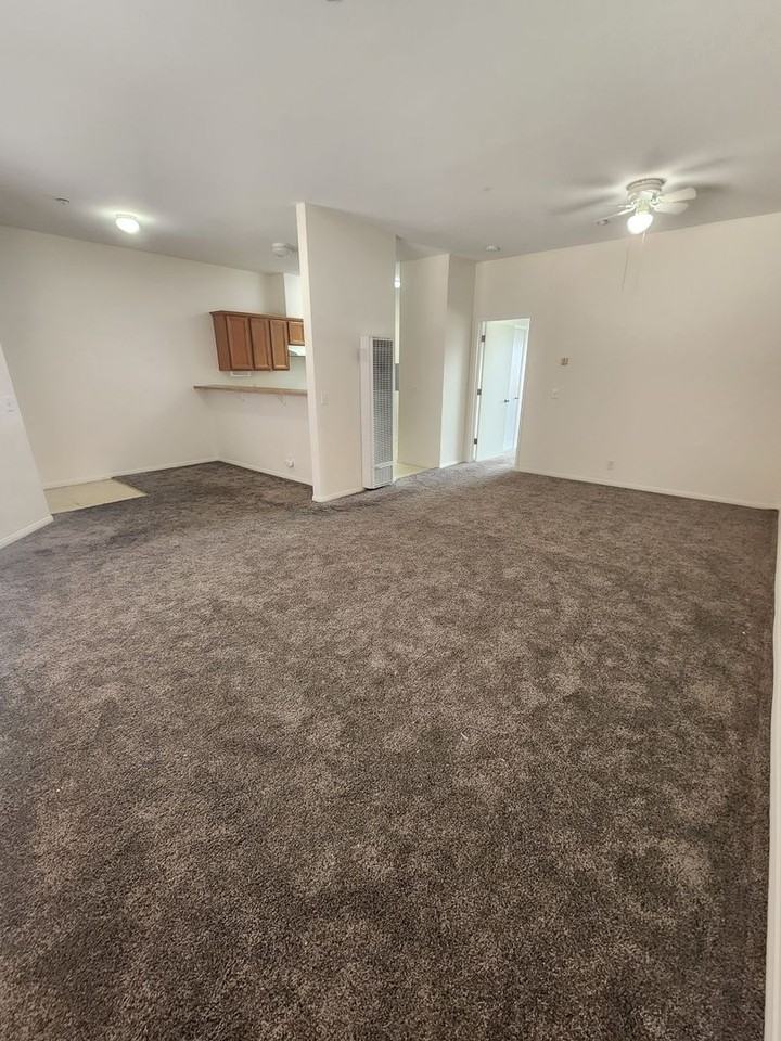 200 S 13th St #302 - Photo 5 of 13