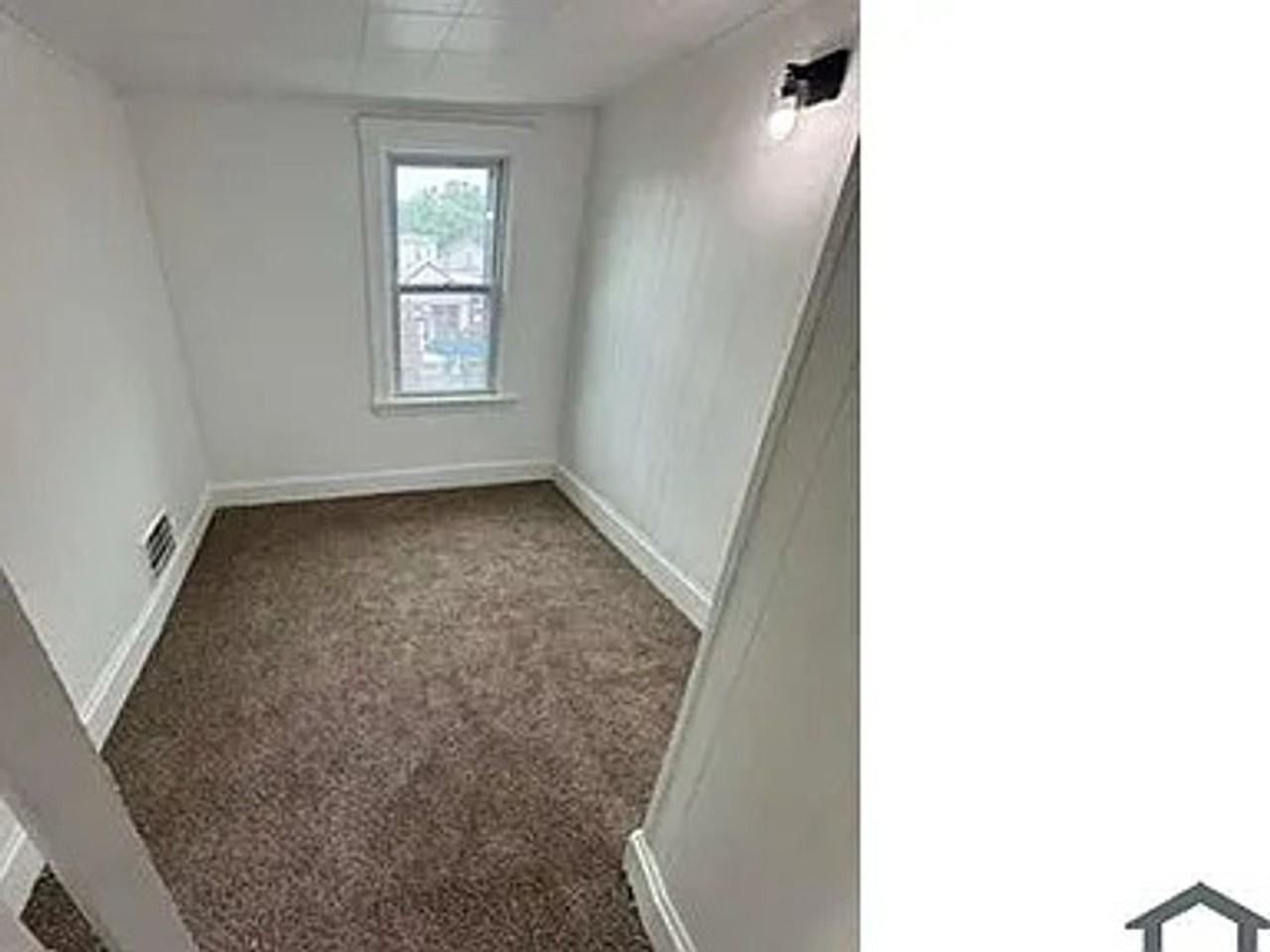 1503 3rd Ave - Photo 3 of 11