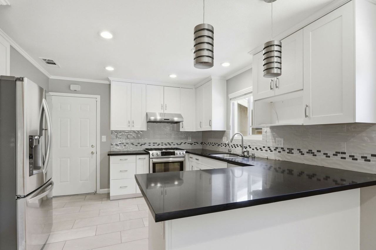 4737 Regina Way - Photo 2 of 16