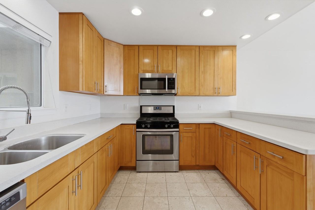 67 Wellington Ave - Photo 5 of 30