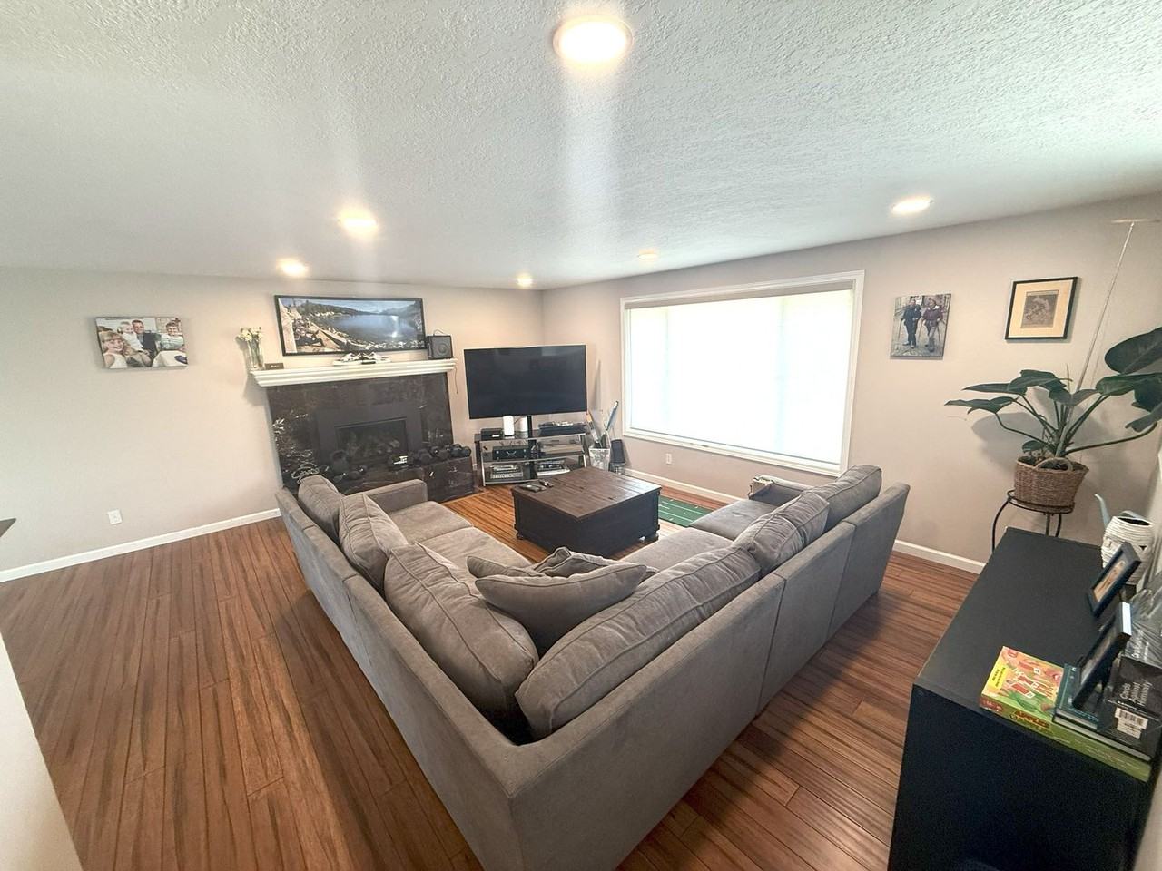 17215 Sw Barcelona Way - Photo 2 of 16