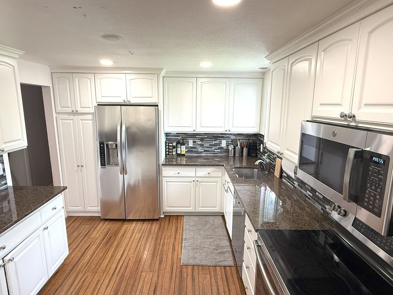17215 Sw Barcelona Way - Photo 3 of 16