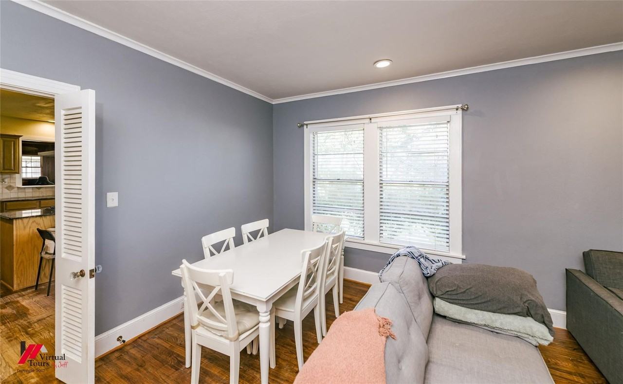 3836 Maryland Ave - Photo 4 of 36