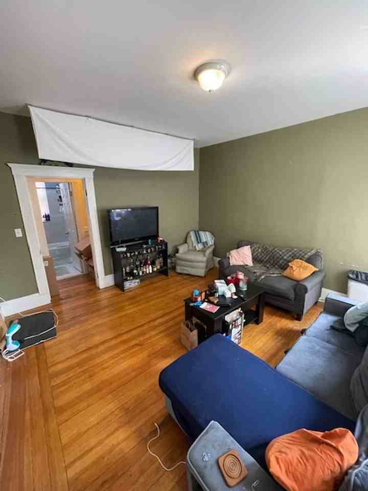 15 Litchfield St - Photo 3 of 23