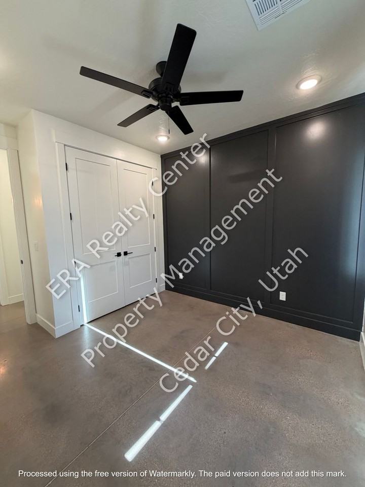 2180 S Bluff Dr - Photo 4 of 21