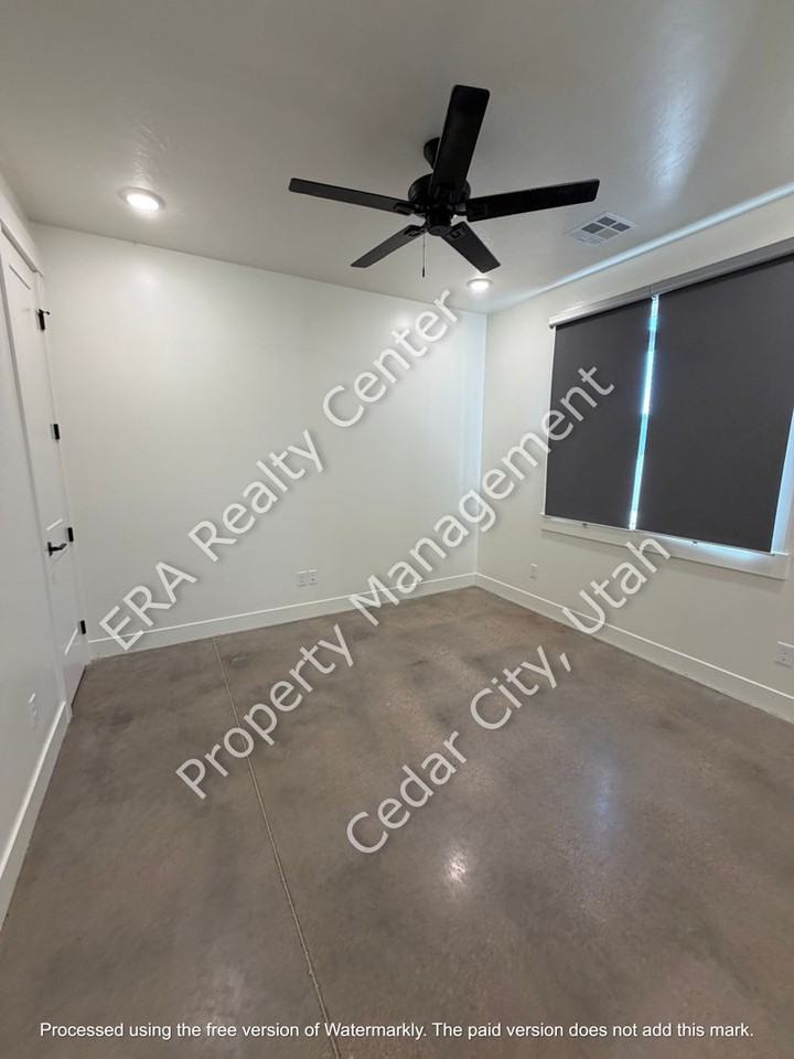 2180 S Bluff Dr - Photo 6 of 21