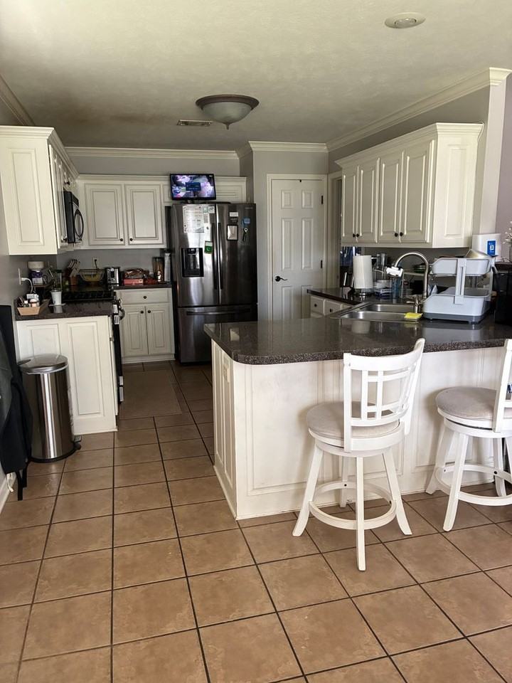 2217 Daniel Dr - Photo 4 of 17