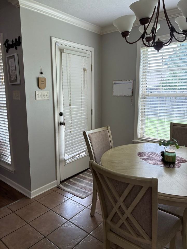 2217 Daniel Dr - Photo 5 of 17