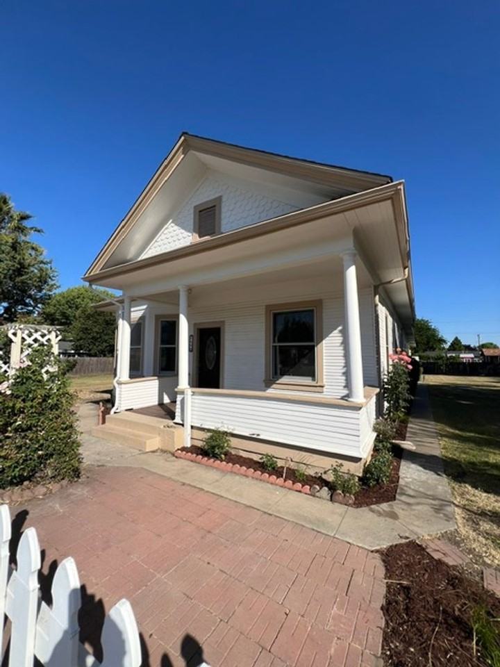 22220 El Camino Real - Photo 2 of 39