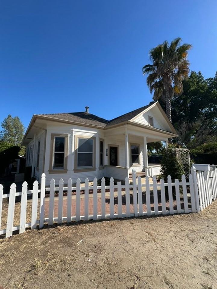 22220 El Camino Real - Photo 5 of 39