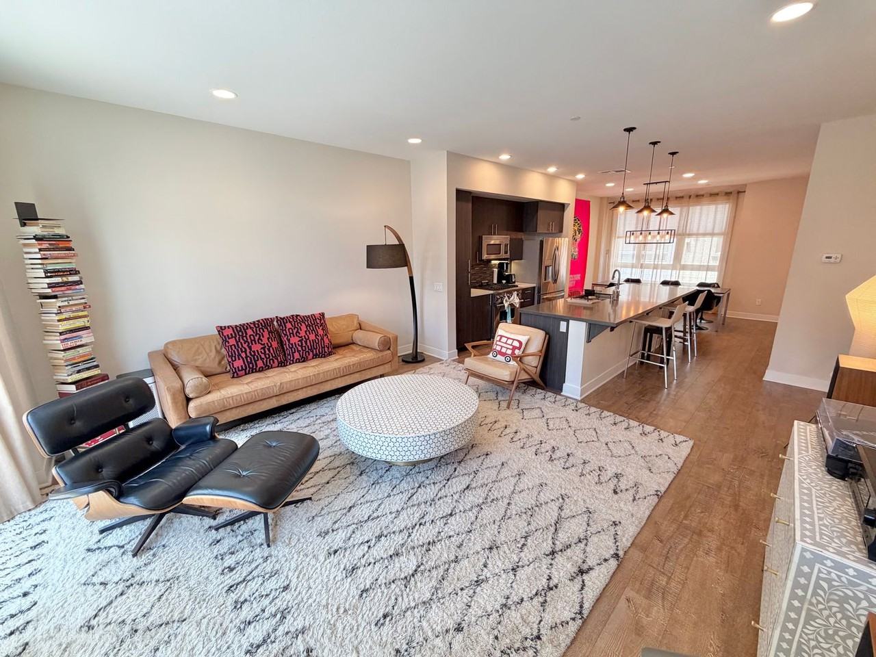 2753 Waverly Dr #1003 - Photo 2 of 43