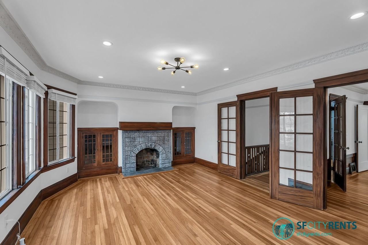 814 41st Ave - Photo 5 of 34