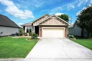 featured image of 955 Dodie Dr