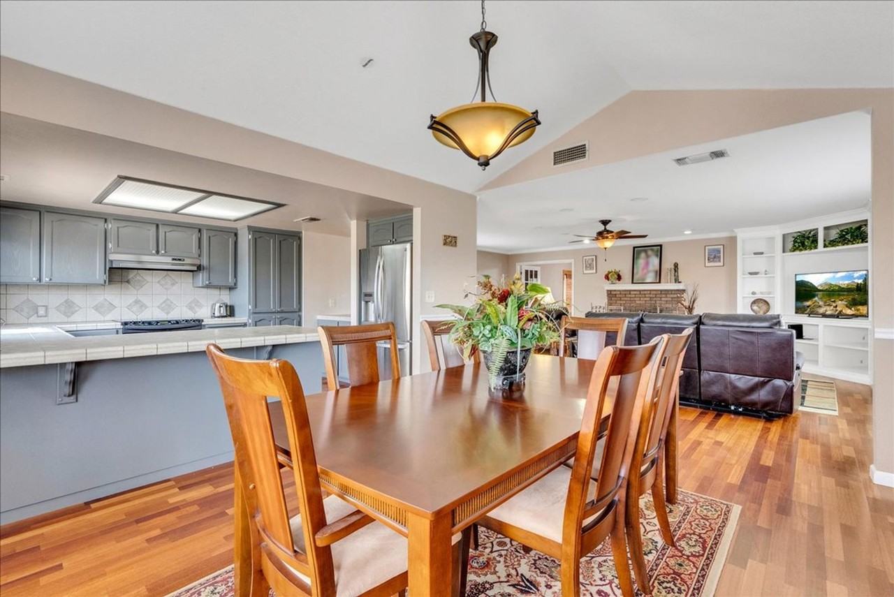 285 W Ash Ave - Photo 6 of 24