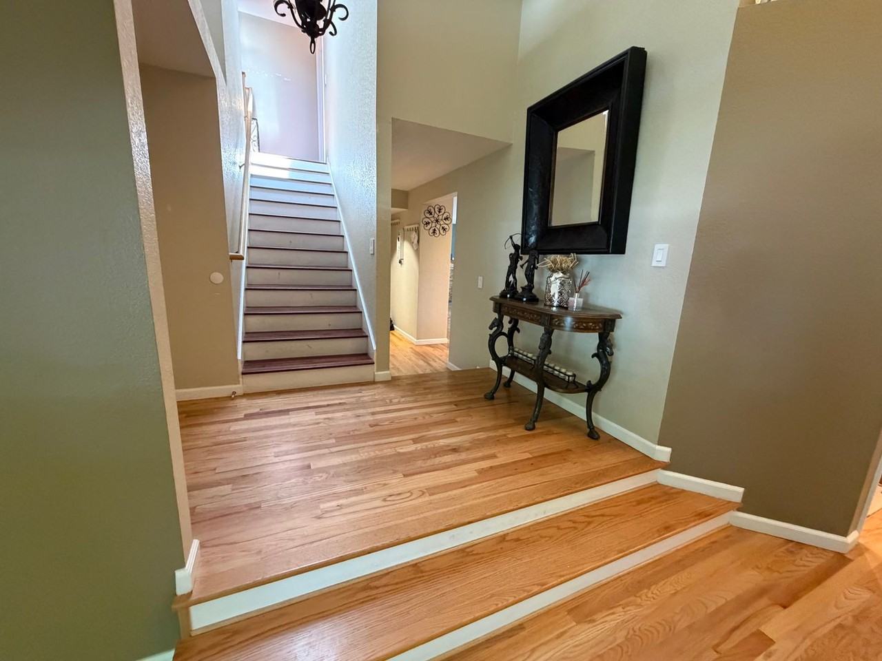 3113 Sweet Clover St - Photo 4 of 10