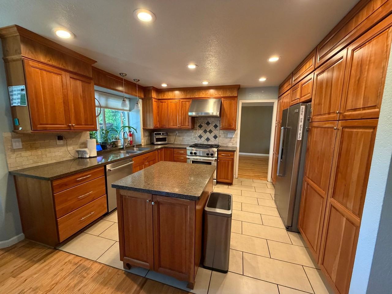 3113 Sweet Clover St - Photo 5 of 10