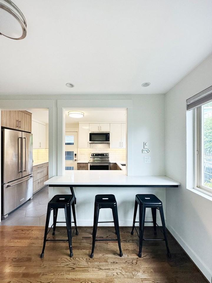 3803 Carr Pl N - Photo 3 of 14
