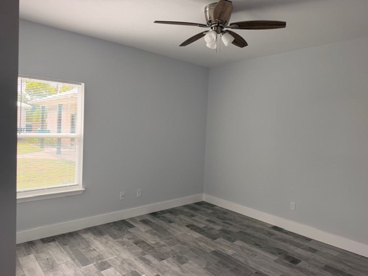 Orlando Rd Duplexes - Photo 4 of 14