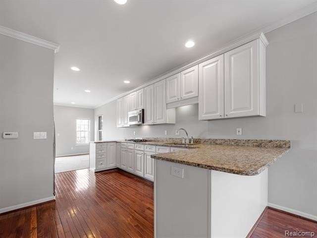 502 Graten St - Photo 6 of 24