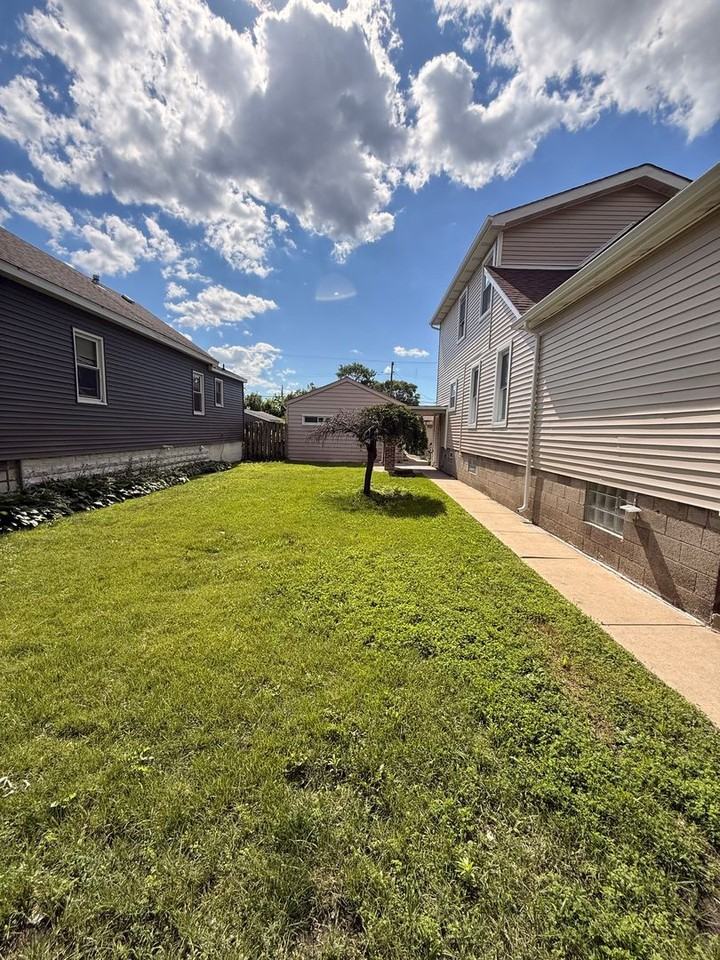 4624 Towle Ave - Photo 5 of 14
