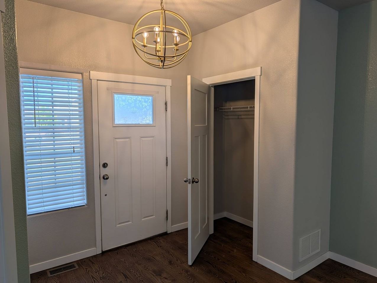 7709 Camille Ct - Photo 2 of 36