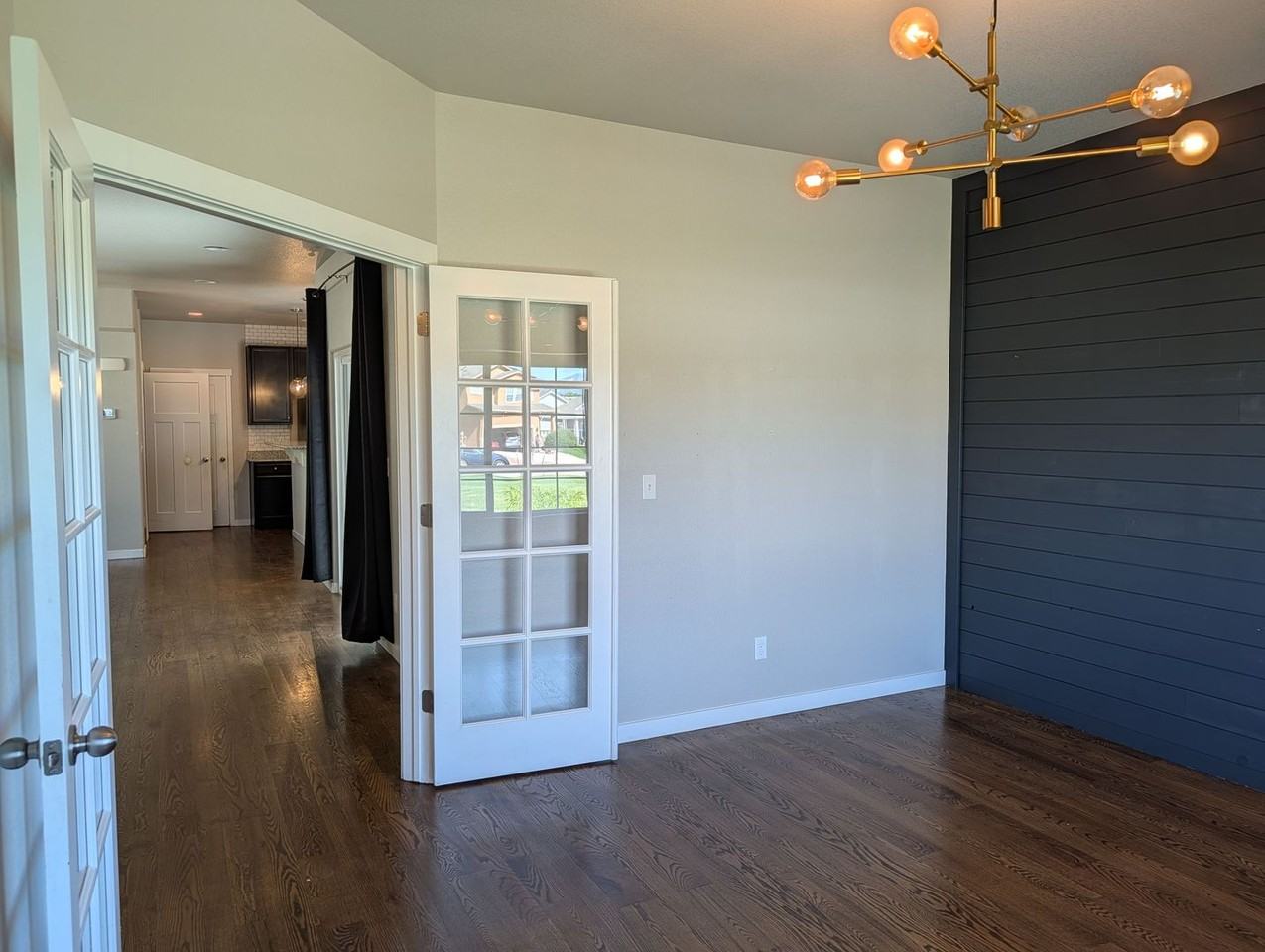 7709 Camille Ct - Photo 6 of 36