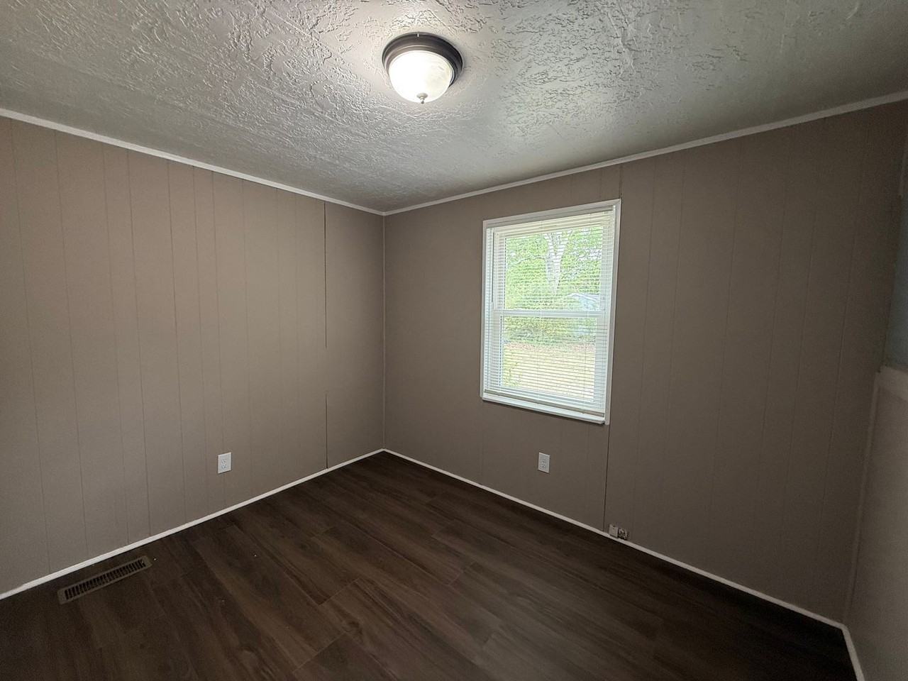 1509 Nc Highway 801 N - Photo 5 of 11