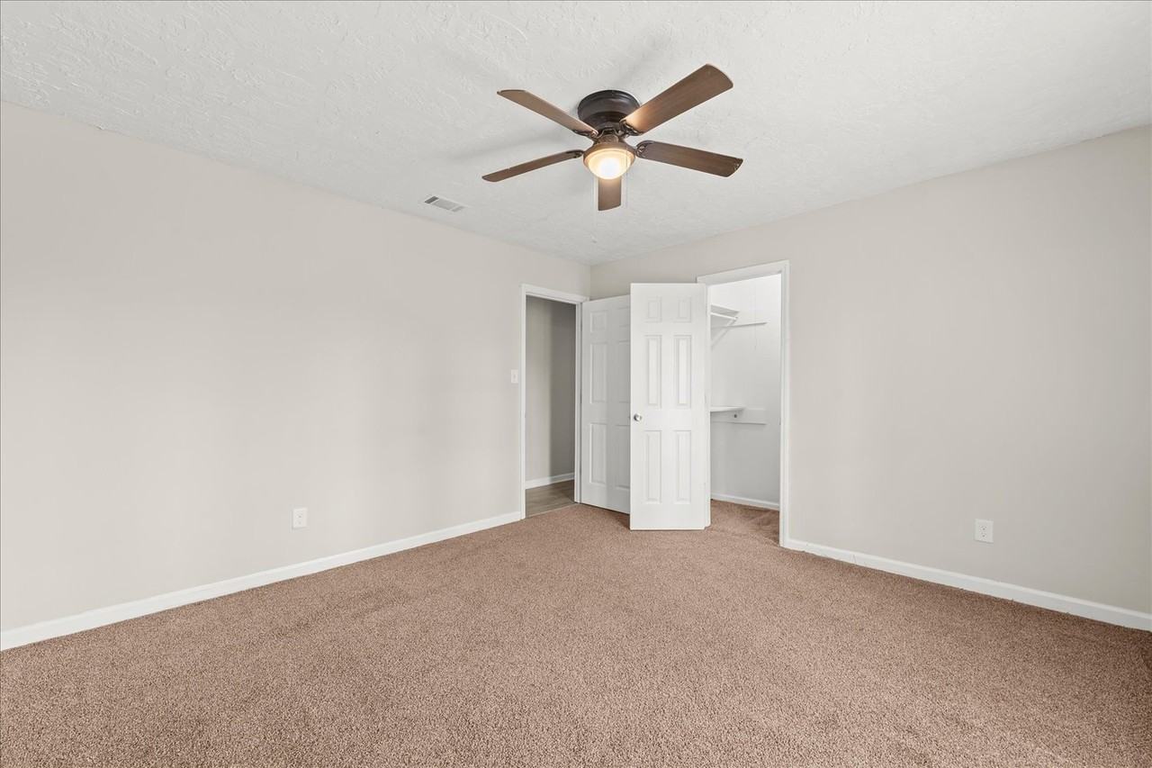 2357 Basswood Dr #1 - Photo 7 of 23