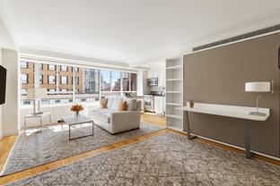MANHATTAN HOUSE #E904 - Photo 1 of 1