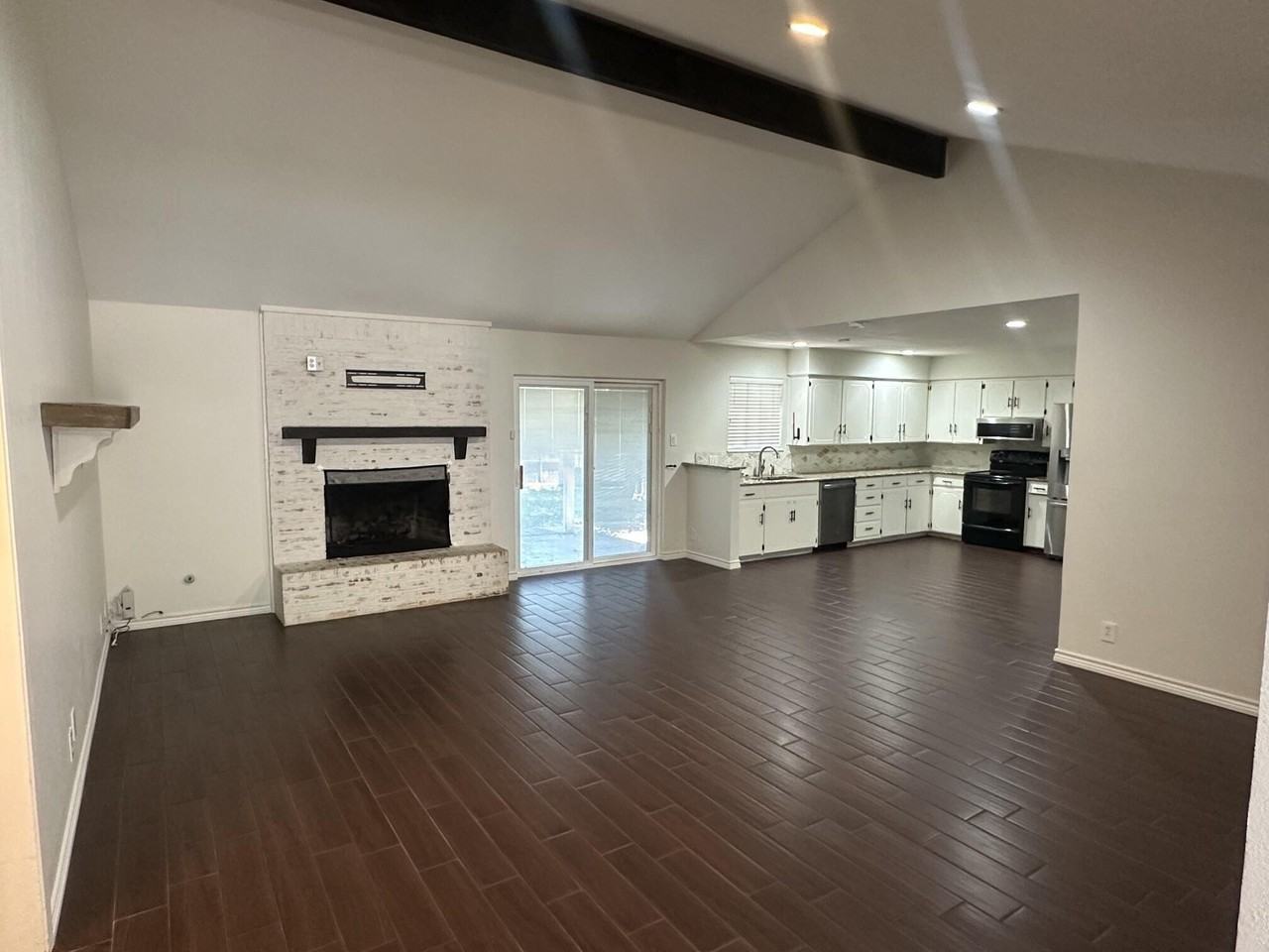 3006 Sierra Dr - Photo 2 of 16