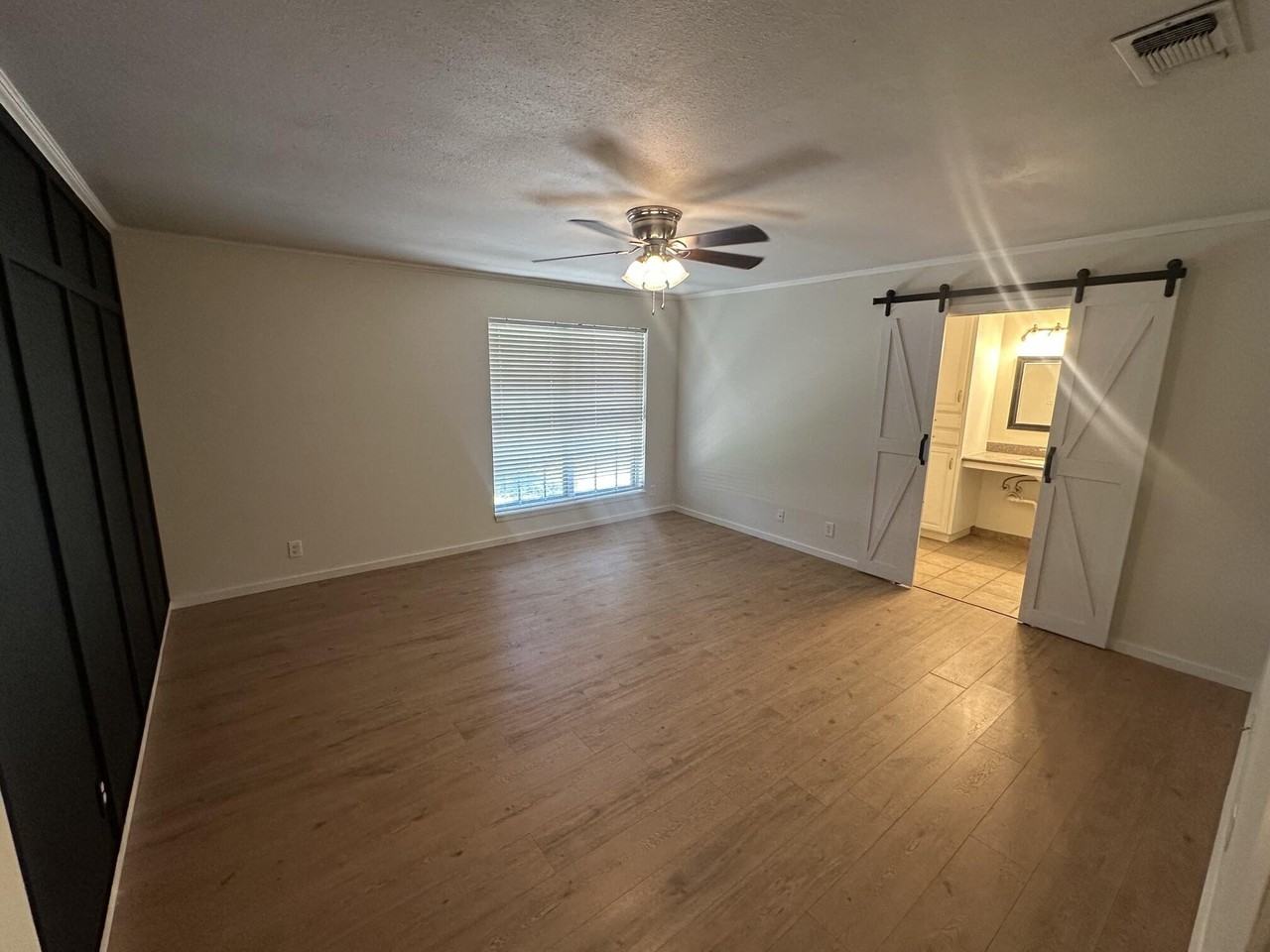 3006 Sierra Dr - Photo 5 of 16