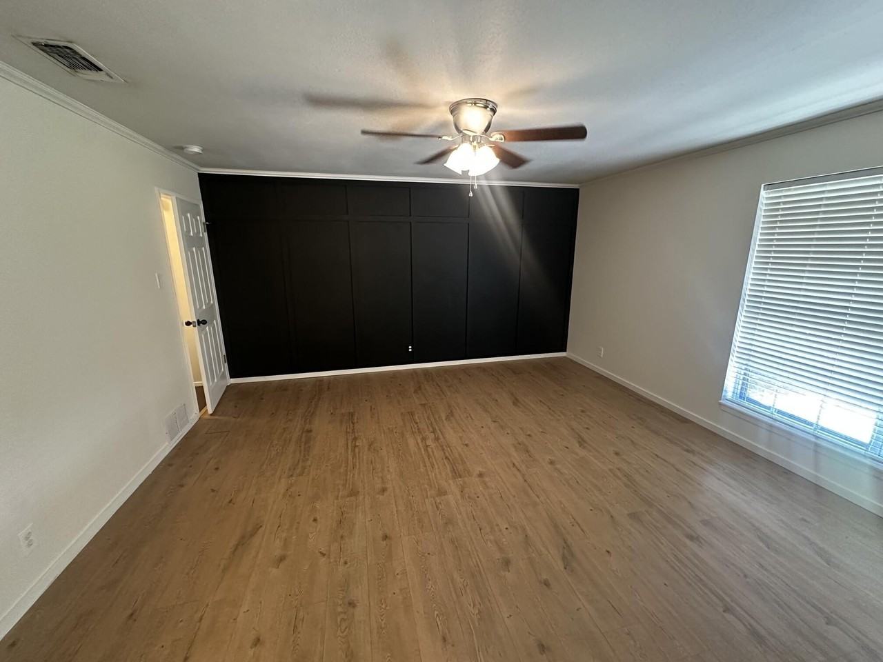 3006 Sierra Dr - Photo 6 of 16